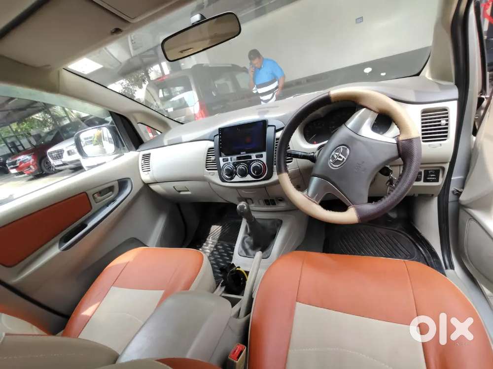 2014 Toyota Innova 7 Seater