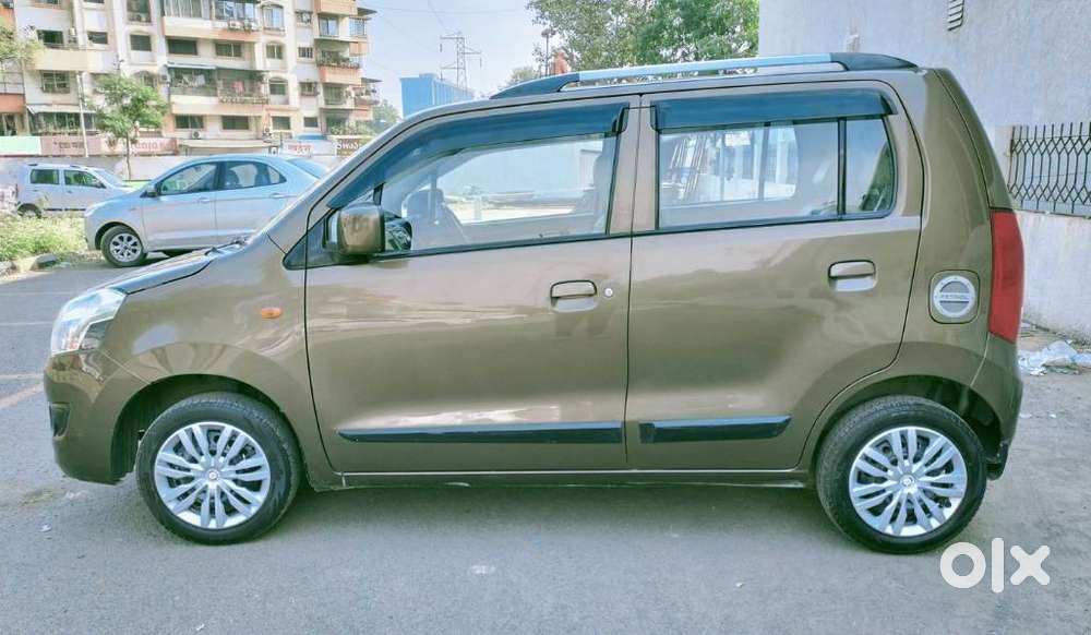 Maruti Suzuki Wagon R Vxi Amt1.2, 2017, Petrol