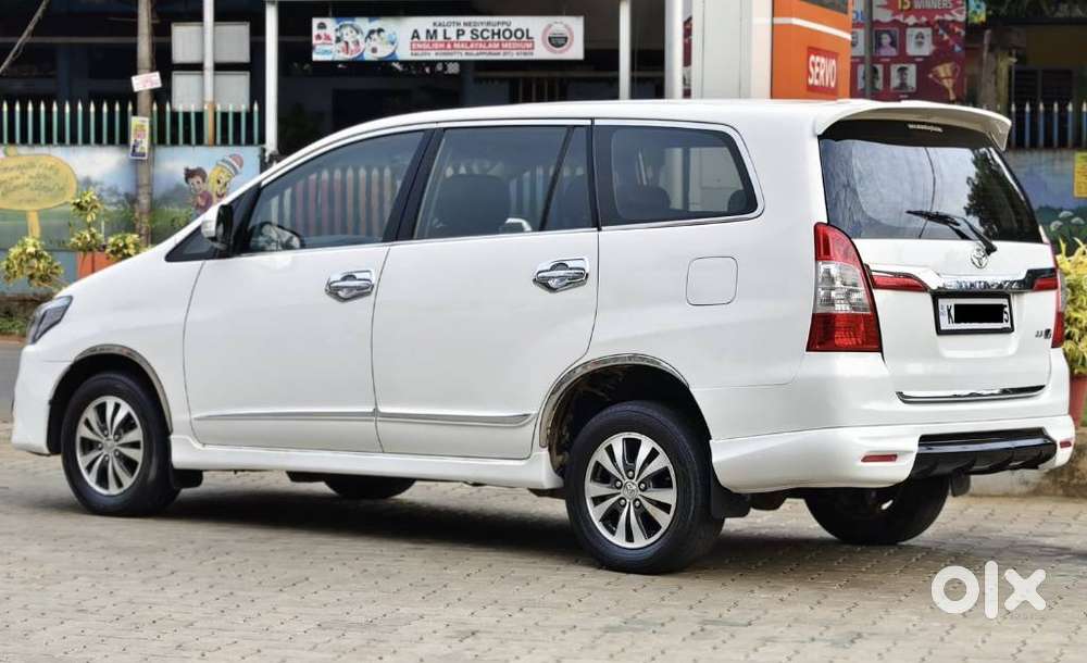 Toyota Innova 2.5 V 7 Str, 2015, Diesel