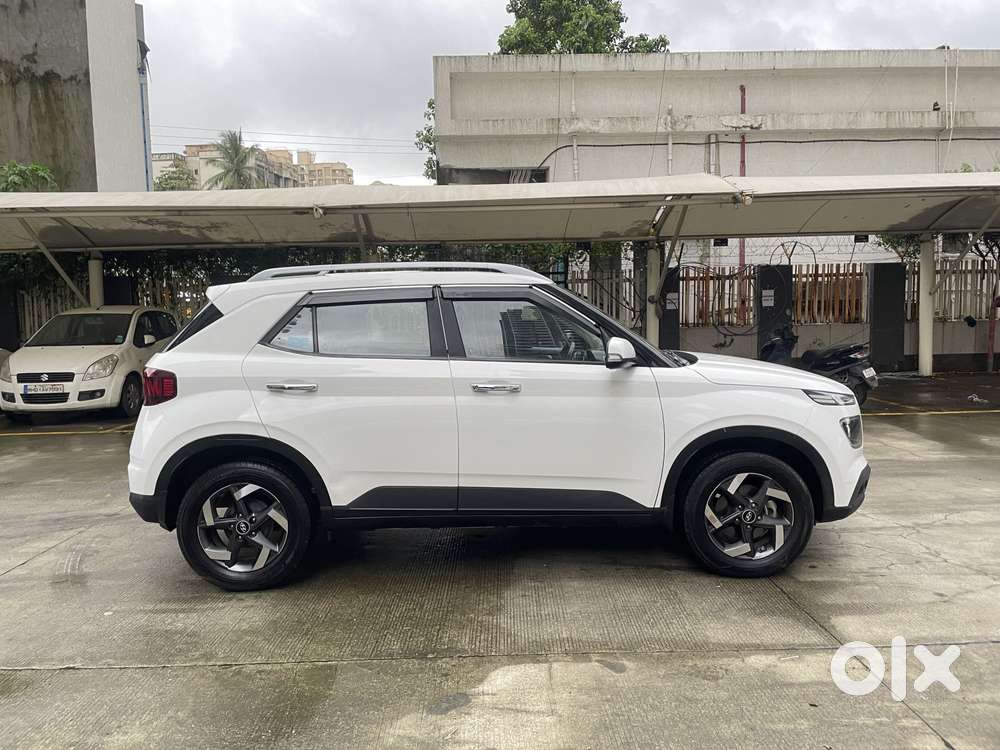 Hyundai Venue Sx (o) Mt 1.5 Diesel, 2022, Diesel