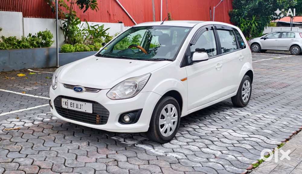 Ford Figo Petrol Zxi, 2013, Petrol