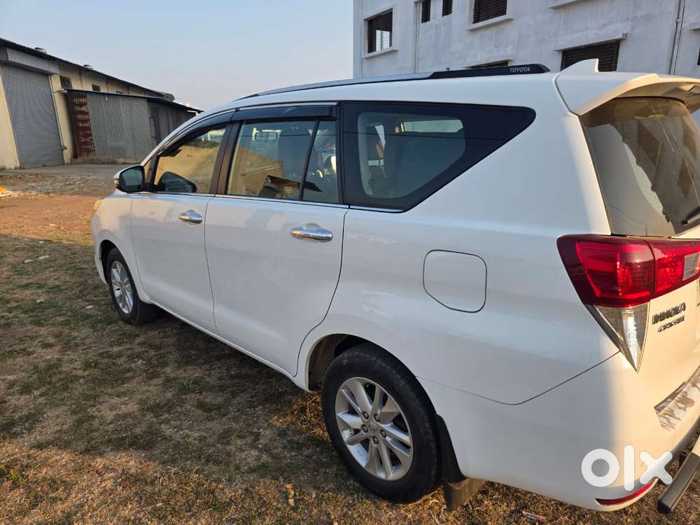 Toyota Innova Crysta 2.4 V 8 Str, 2019, Diesel