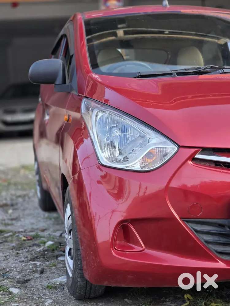 Hyundai Eon 2014 Petrol 800000 Km Driven