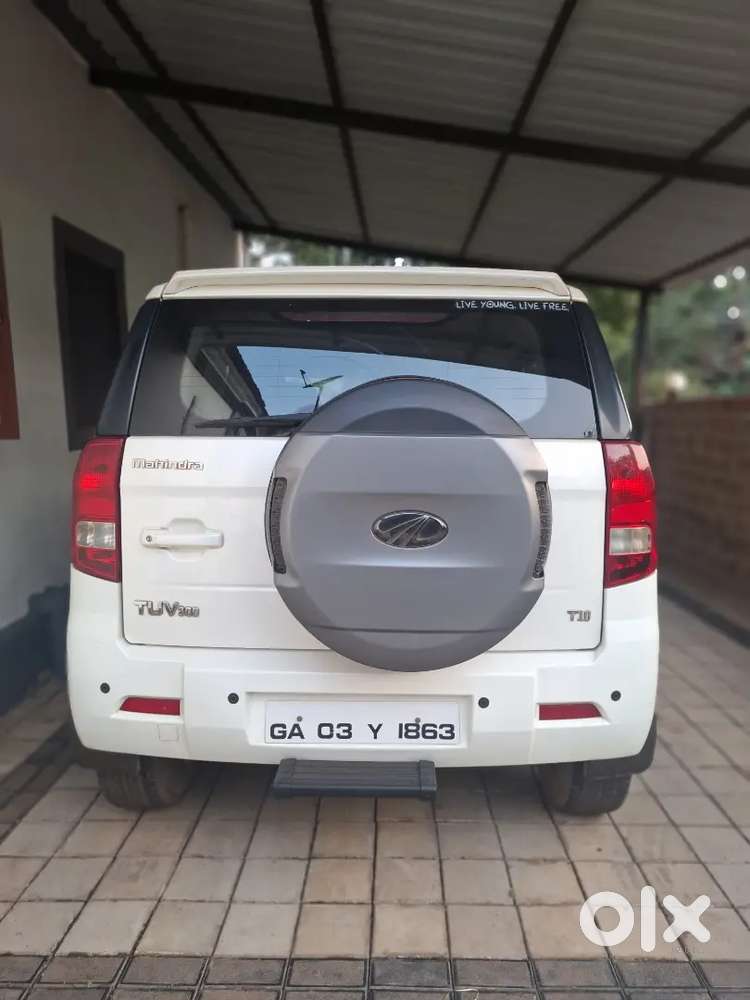 Suv 7 Seater 
Mahindra Tuv T10