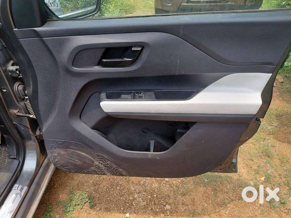 Tata Punch Pure, 2022, Petrol