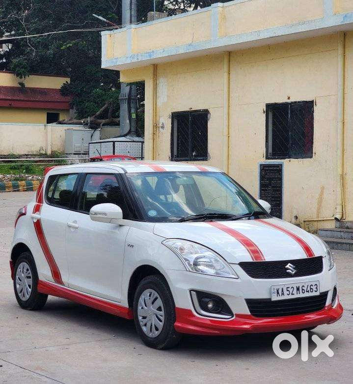 Maruti Suzuki Swift Vxi + Manual, 2016, Petrol