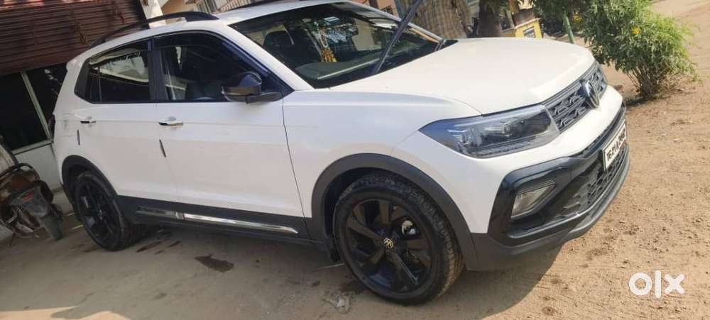 Volkswagen Taigun 2024 Petrol 12000 Km Driven