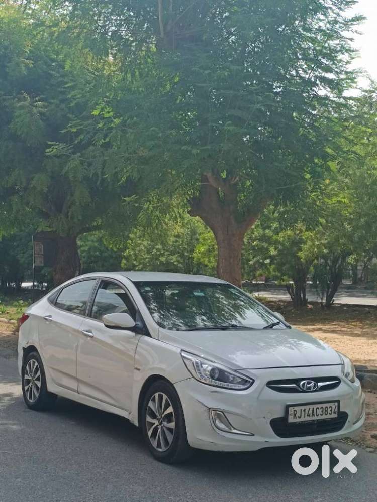 Hyundai Verna 1.6 Crdi At Sx Option, 2015, Diesel