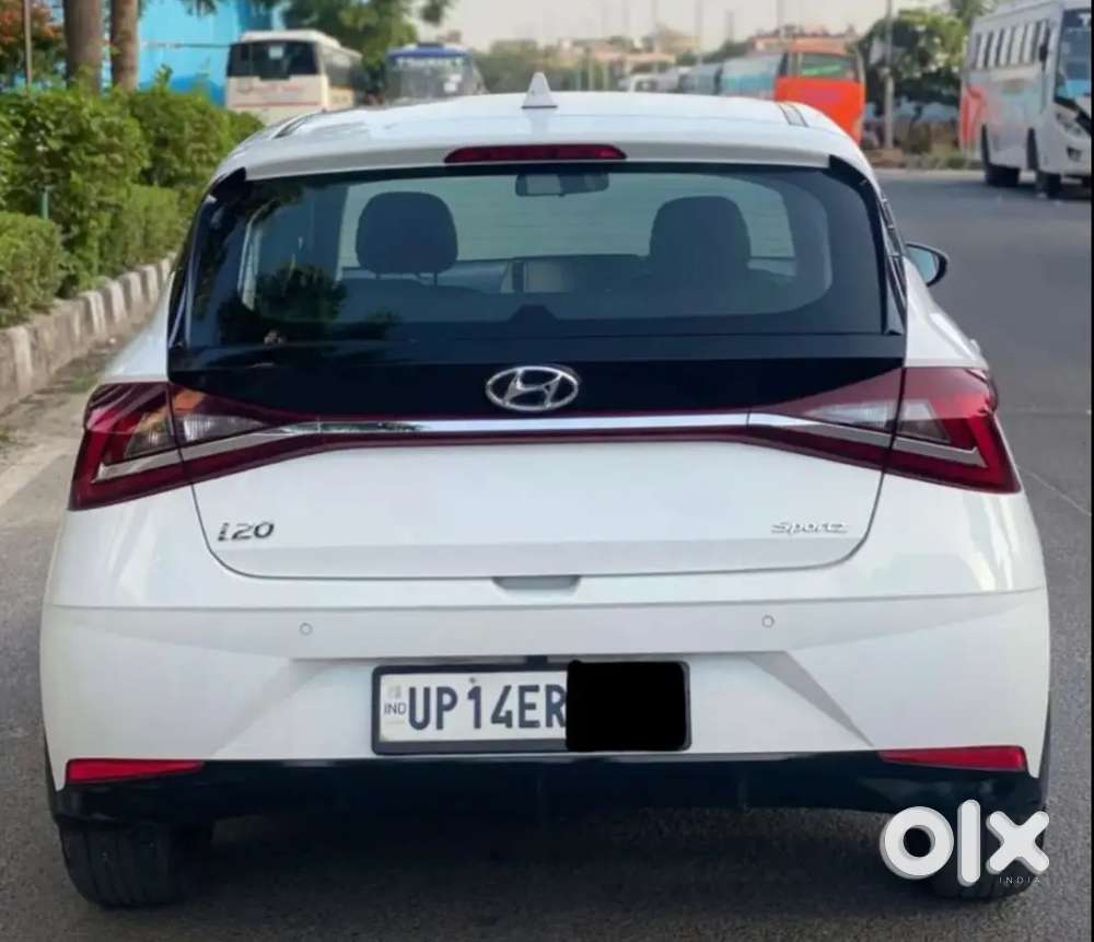 Brand New I20 With Full Company Records From Hyundai