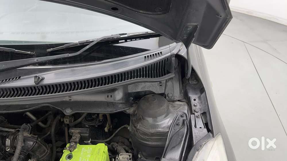 Maruti Suzuki Swift 1.2 Lxi (o), 2016, Petrol