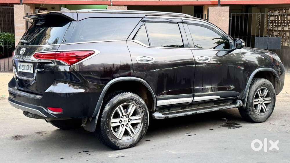 Toyota Fortuner 2.8 At Celebratory Edition, 2016, Diesel
