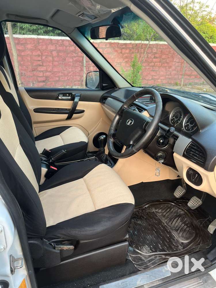 Tata Safari Storme Lx, 2013, Diesel
