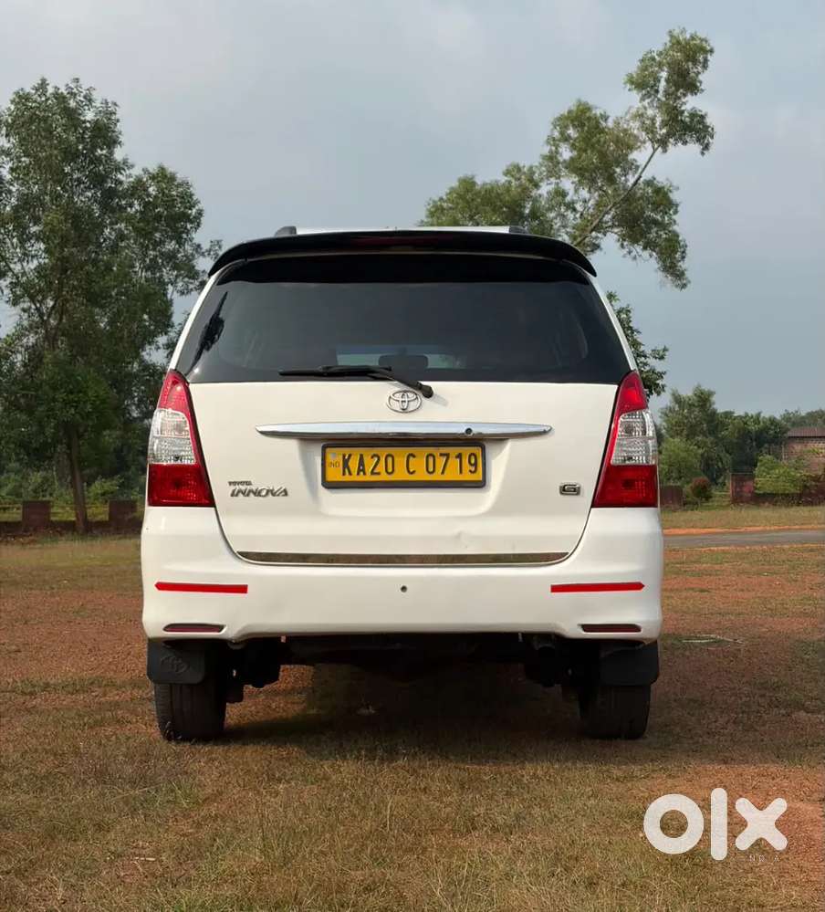 Toyota Innova 2011 Diesel Well Maintained