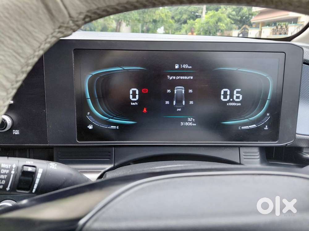 Kia Carens Petrol Hte Option Model 7seater