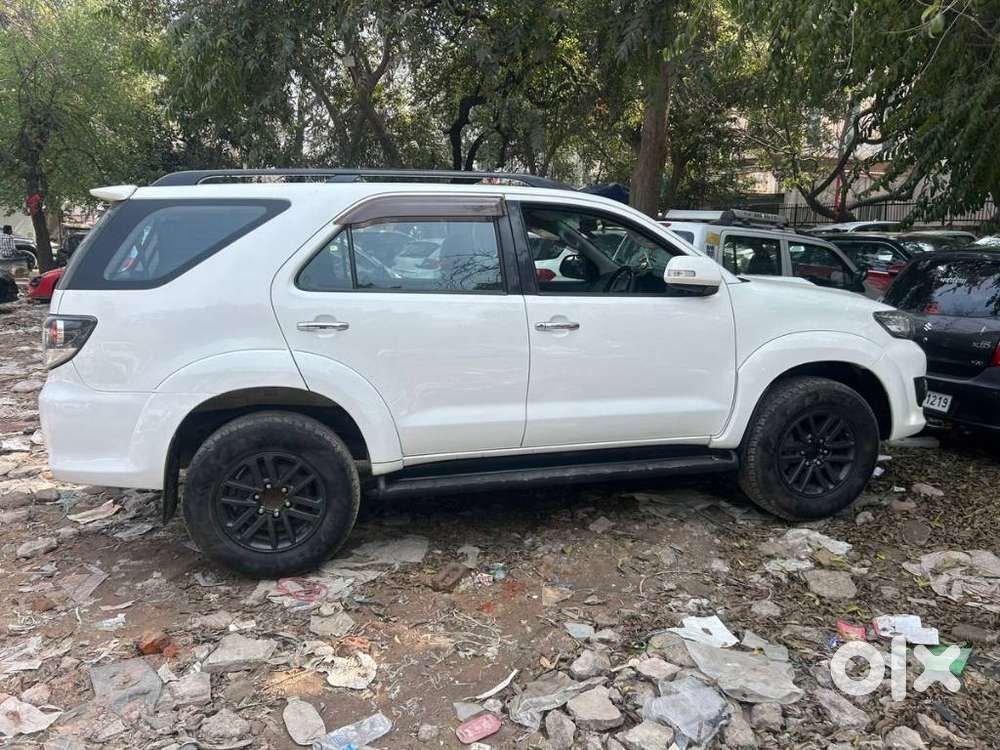 Toyota Fortuner 3.0 4x4 Manual, 2015, Diesel