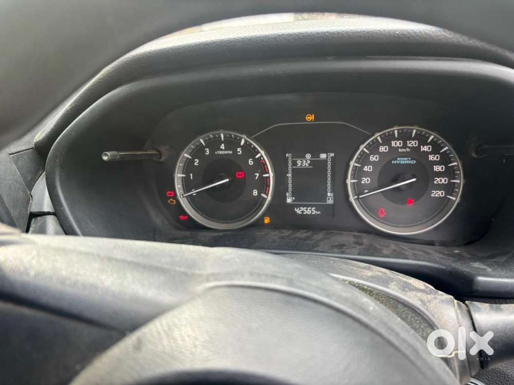 Maruti Suzuki Brezza 2023 Petrol 42700 Km Driven
