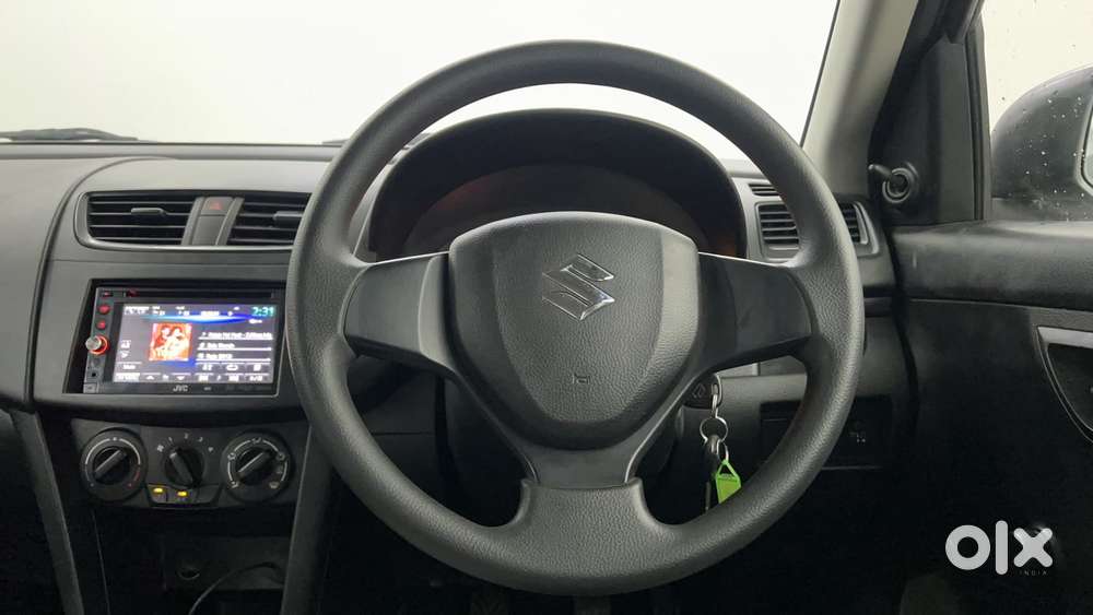 Maruti Suzuki Swift 1.3 Lxi, 2013, Petrol