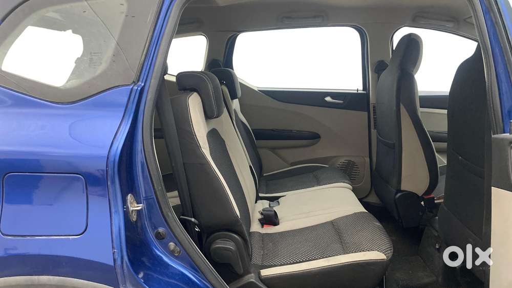 Renault Triber 1.0 Rxz Amt Dual Tone, 2021, Petrol