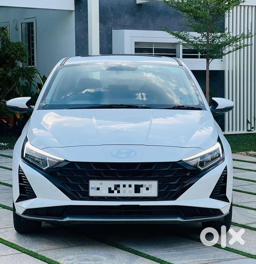 Hyundai New I20 1.2 Asta (o) Ivt, 2024, Petrol