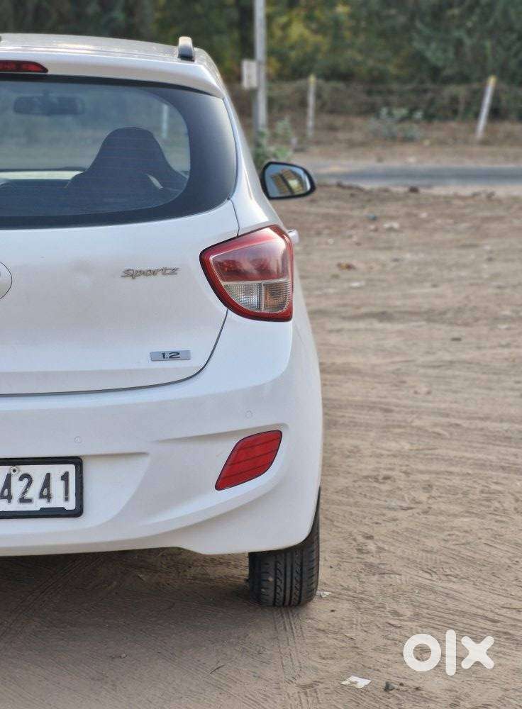 Hyundai Grand I10 2013-2016 Sportz, 2015, Cng & Hybrids