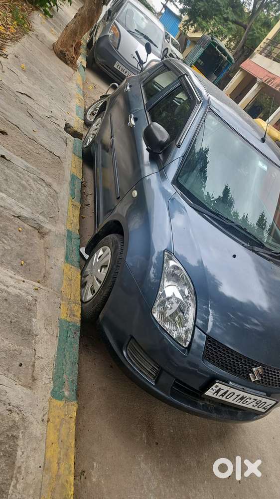 Maruti Suzuki Swift 1.2 Vxi (o), 2011, Petrol