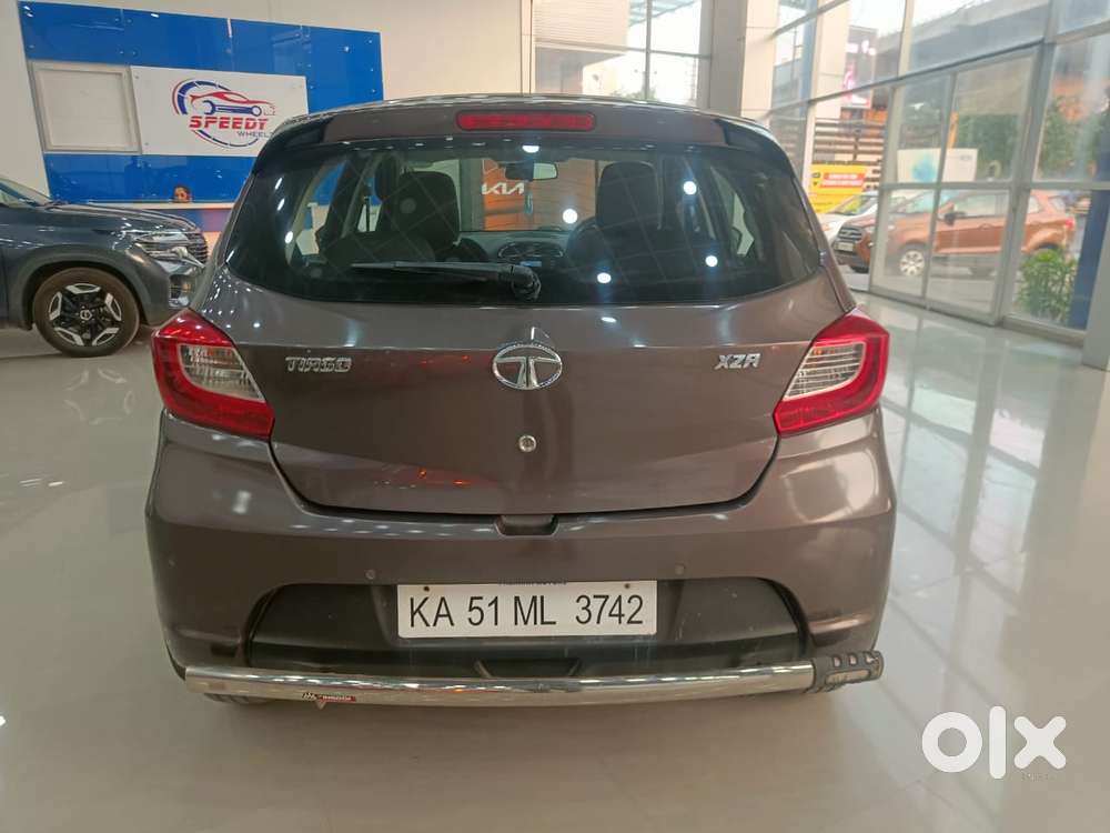 Tata Tiago 1.2 Revotron Xza, 2017, Petrol