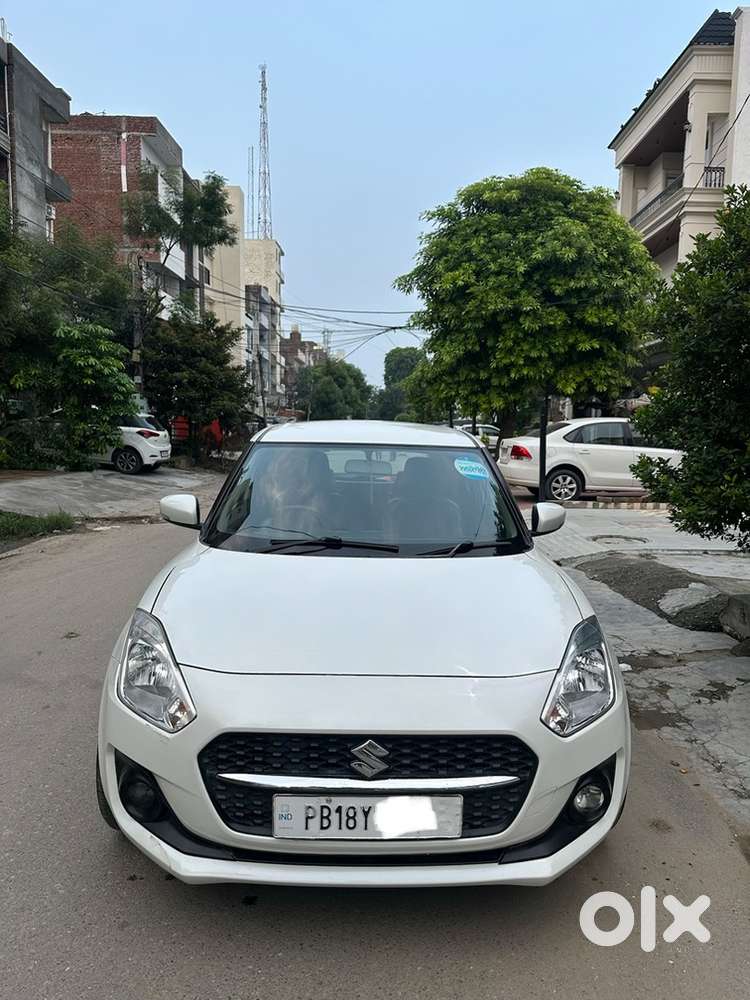 Maruti Suzuki Swift Petrol Manual 2023