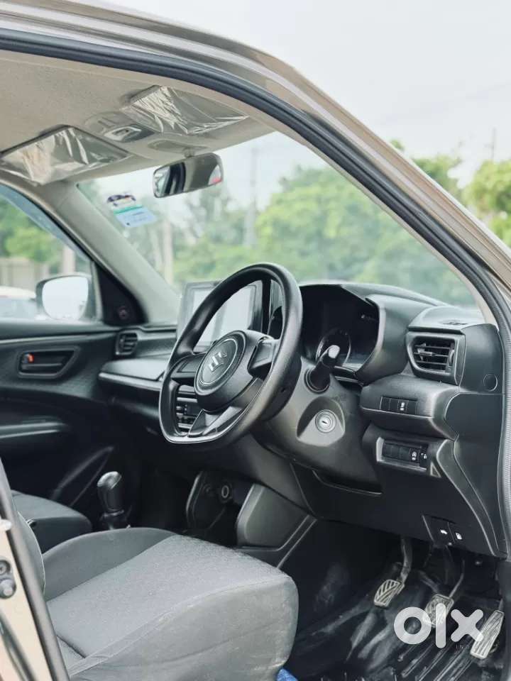 Maruti Suzuki Swift, 2025, Petrol