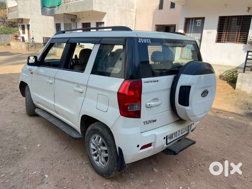 Mahindra Tuv 300 2016 Diesel 79000 Km Driven