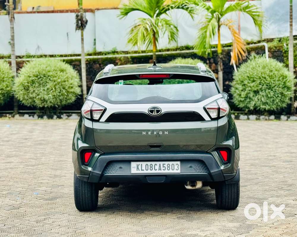 Tata Nexon 1.2 Revotron Xma Amt (s), 2023, Petrol