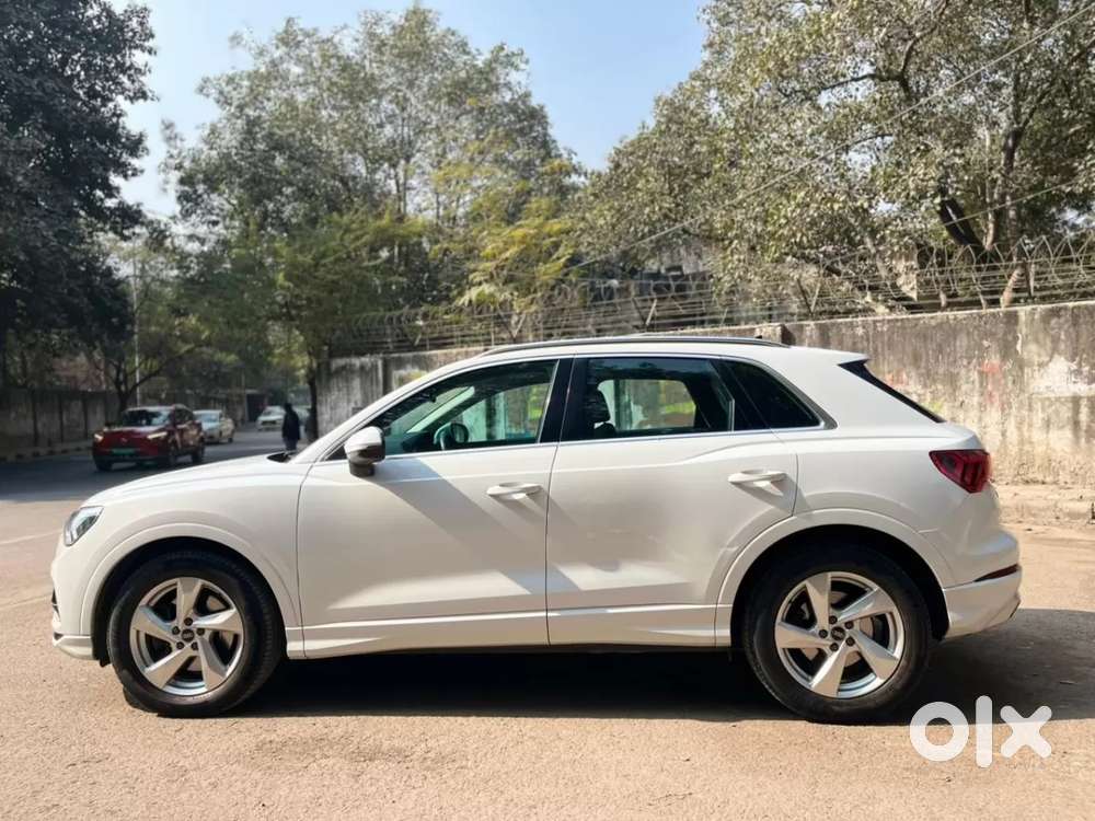 Audi Q3 40 Tfsi Premium Plus, 2023, Petrol