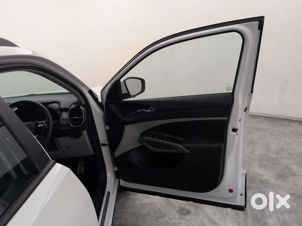 Skoda Kylaq Prestige At, 2025, Petrol
