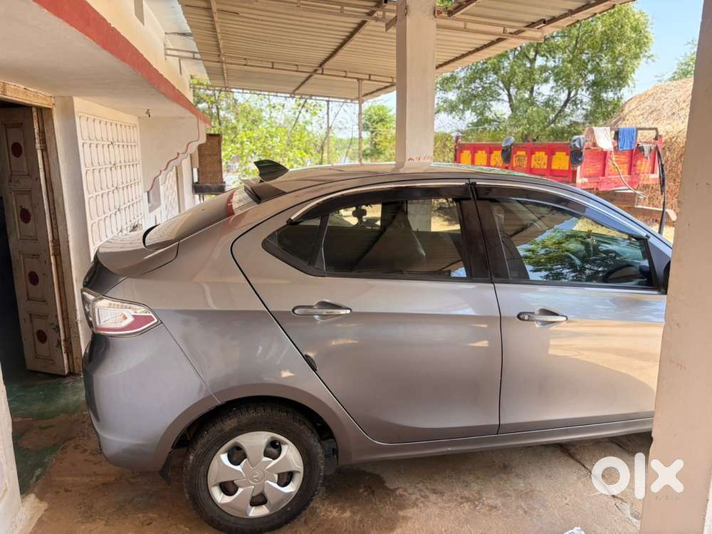 Tata Tigor Petrol 2019