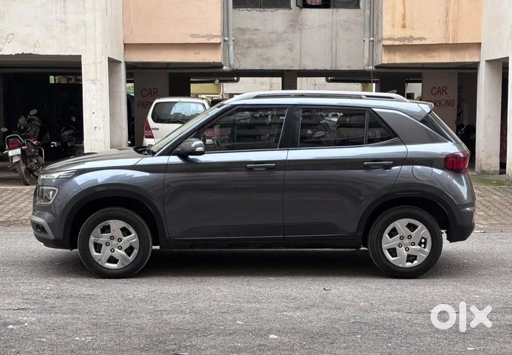 Hyundai Venue 1.2 S Plus, 2021, Petrol