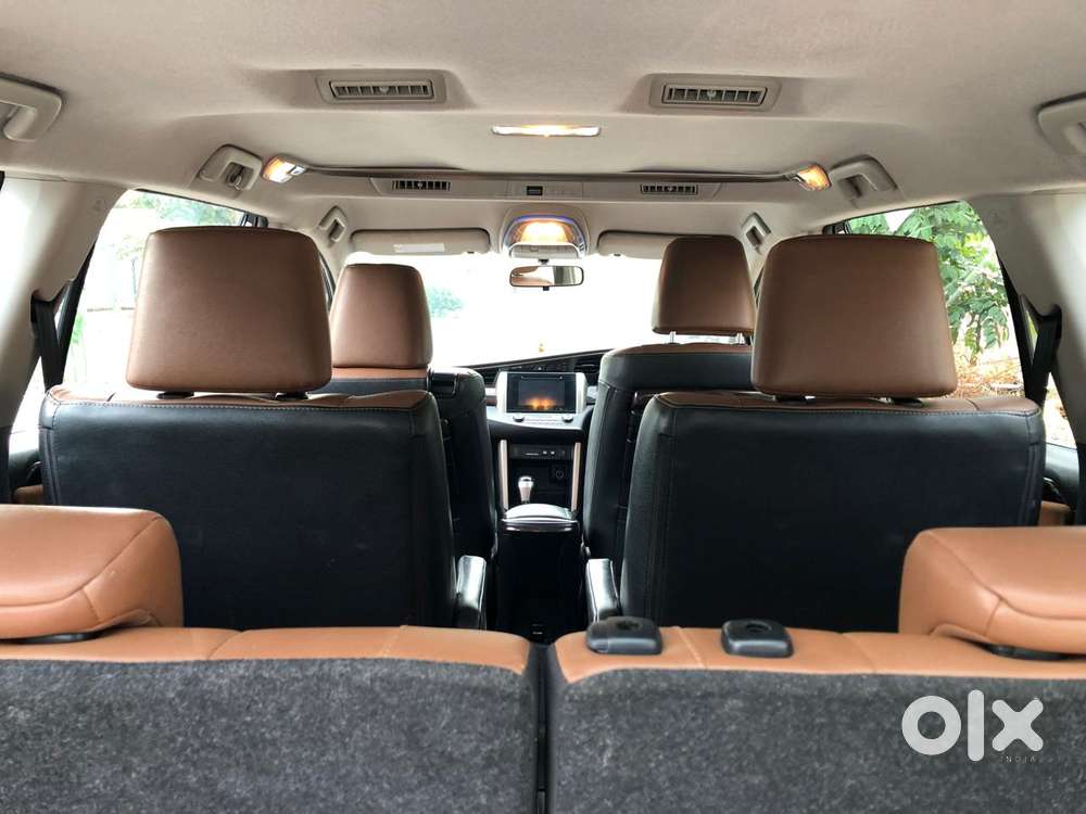 Toyota Innova Crysta 2.8z Automatic, 2017, Diesel