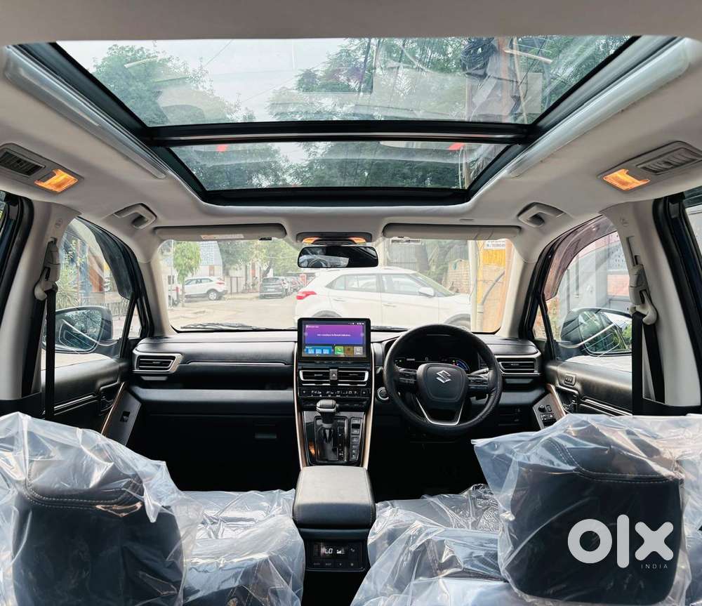 Toyota Innova Hycross 2.0 Vx Hybrid 7 Str, 2025