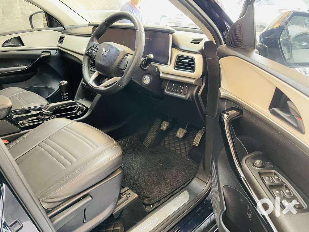 Mahindra Xuv700 2.2 Ax 5 Diesel Mt 7 Str, 2023, Diesel