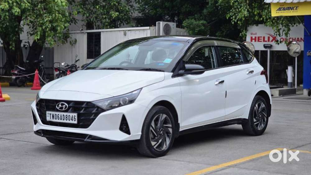 Hyundai I20 Asta (o) 1.2 Mt, 2023, Petrol
