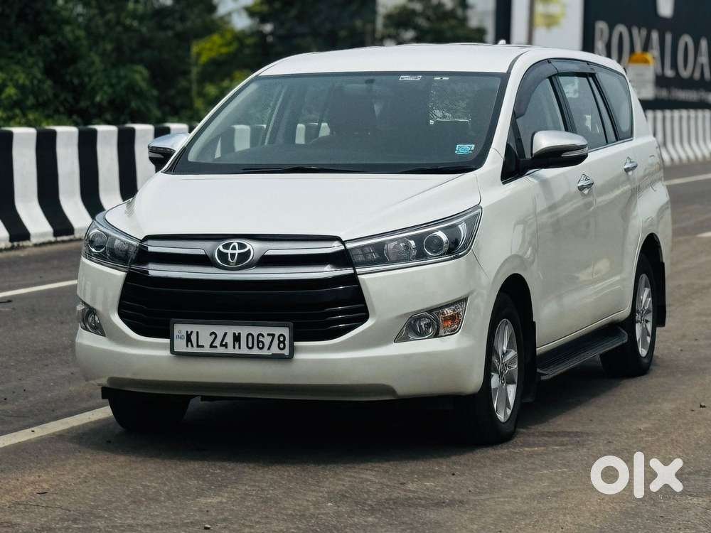 Toyota Innova Crysta 2.4 Vx Mt, 2016, Diesel