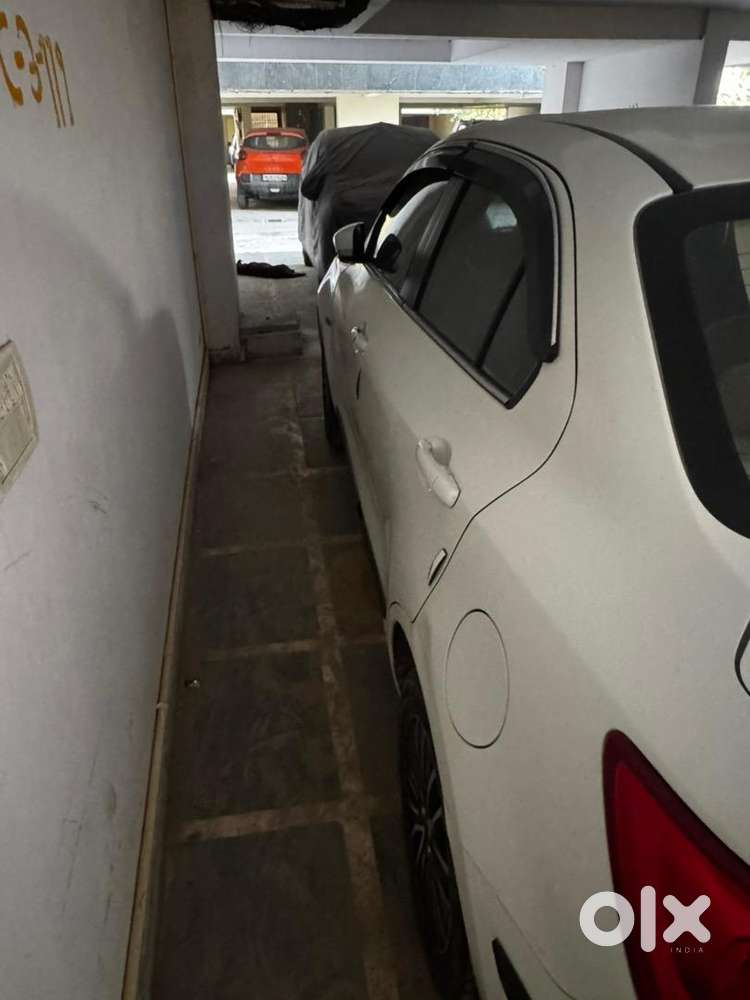 Maruti Suzuki Dzire Petrol Amt Well Maintained