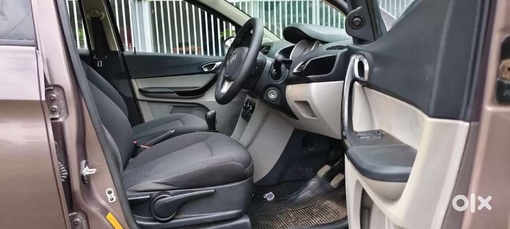 Tata Tiago Xz, 2016, Petrol