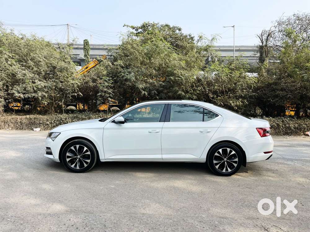 Skoda Superb 2.0 Tsi At L&k, 2020, Petrol