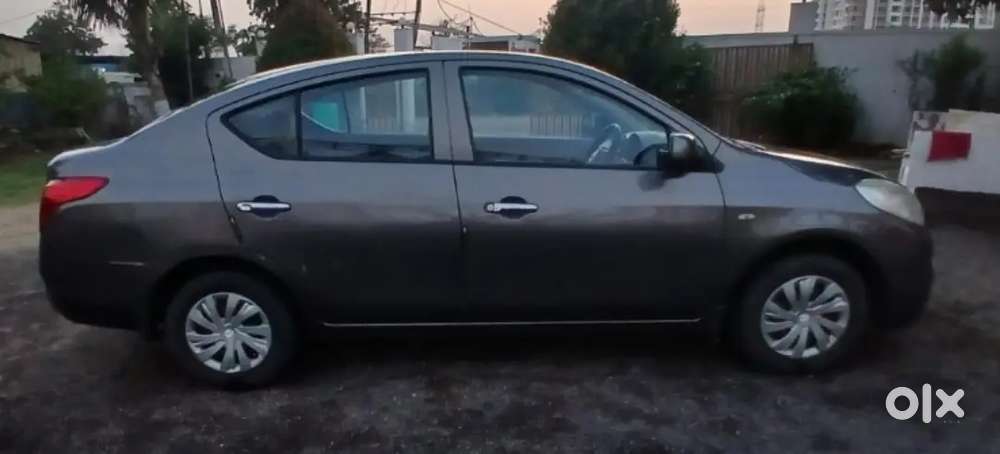 Nissan Sunny 2012 Diesel 120000 Km Driven