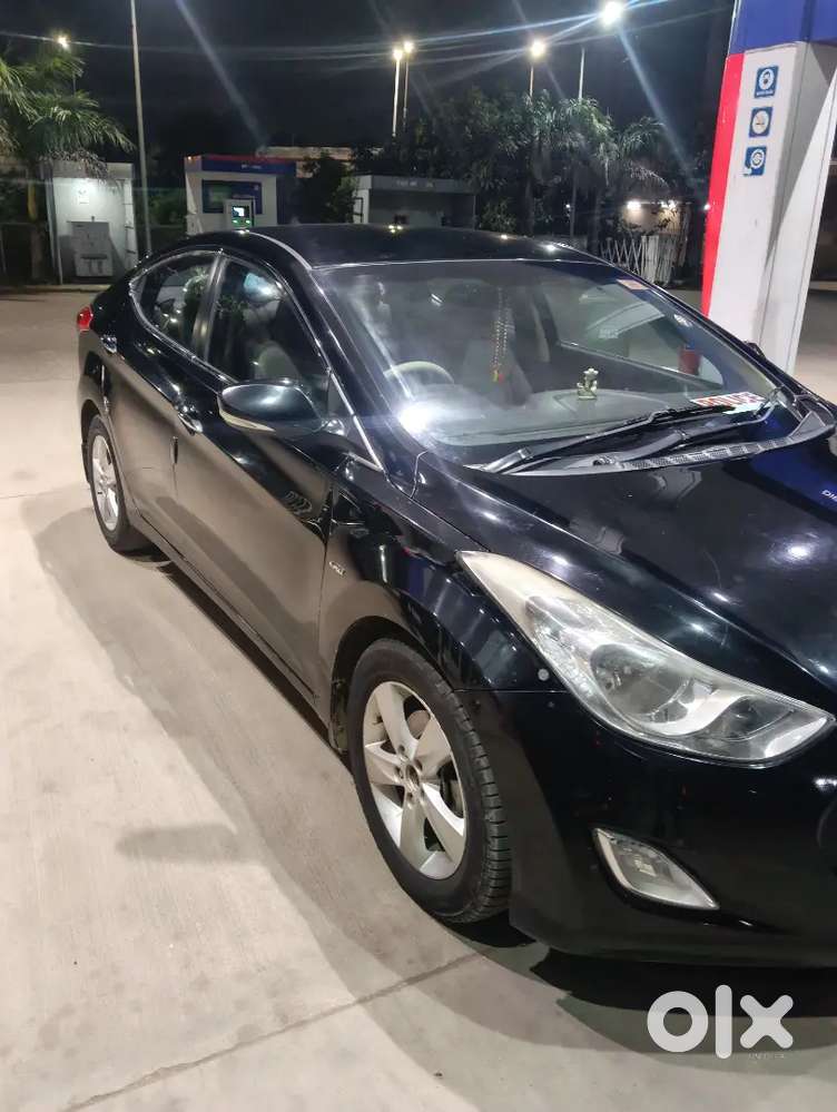 Hyundai New Elantra Diesel 2012