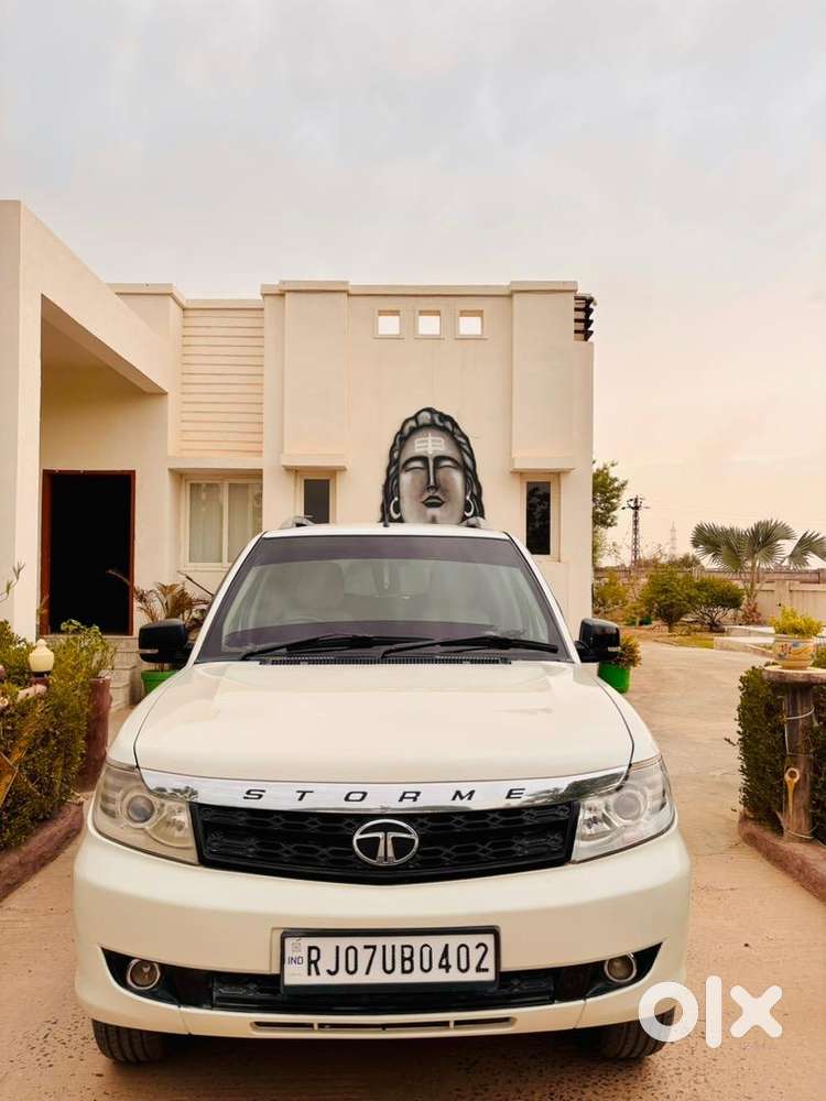 Tata Safari Storme 2018