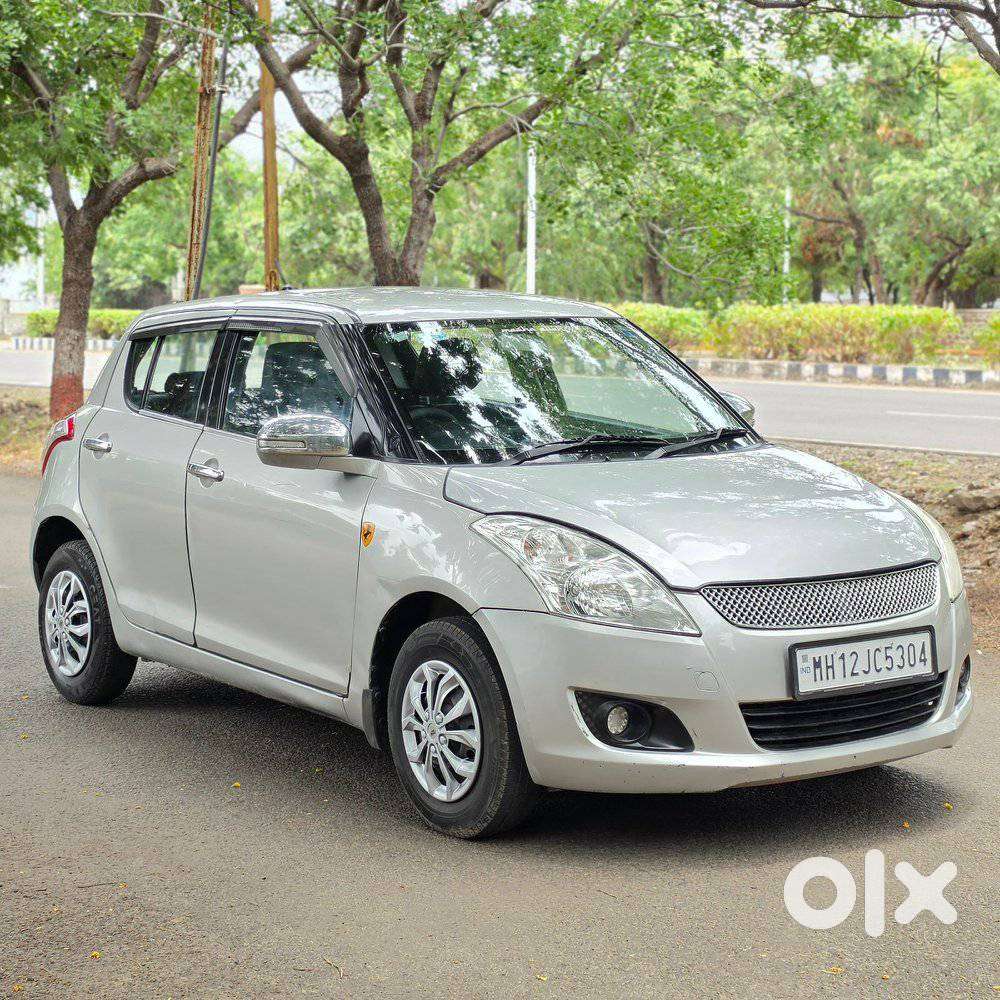 Maruti Suzuki Swift Vxi With Abs, 2012, Petrol