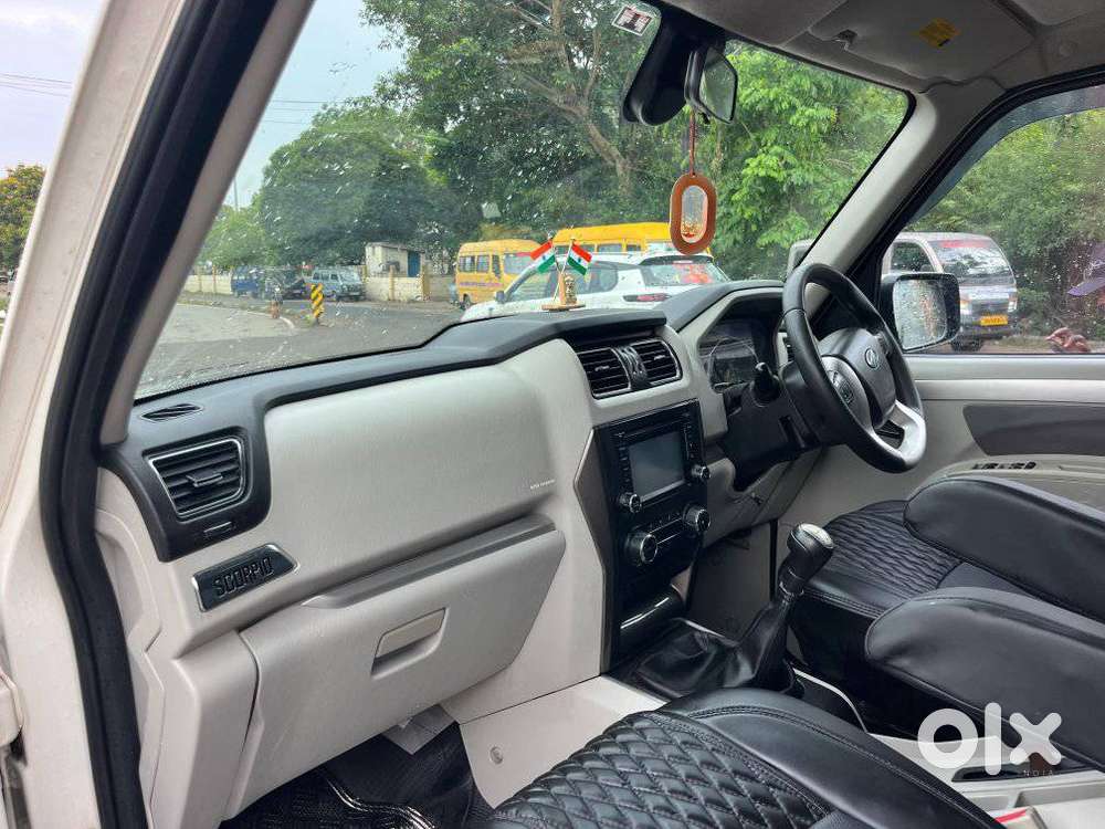 Mahindra Scorpio S10, 2016, Diesel