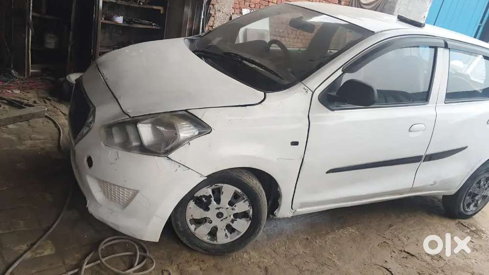 Gadi M Thoda Dent Pent Ka Kaam H