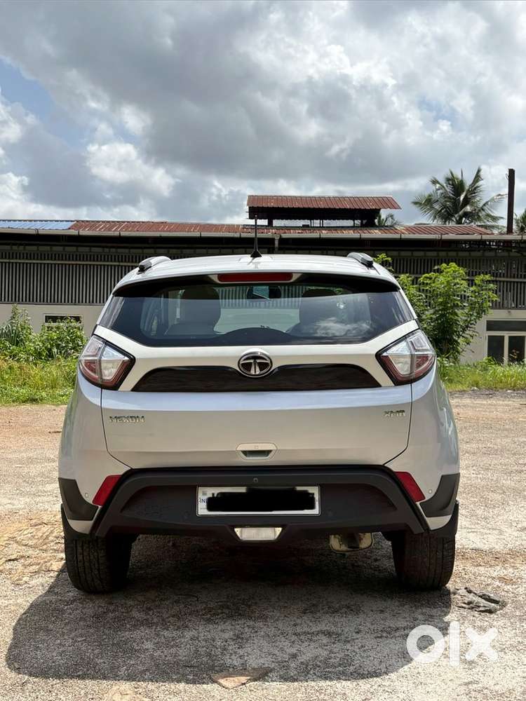 Nexon Petrol Automatic Look Like New