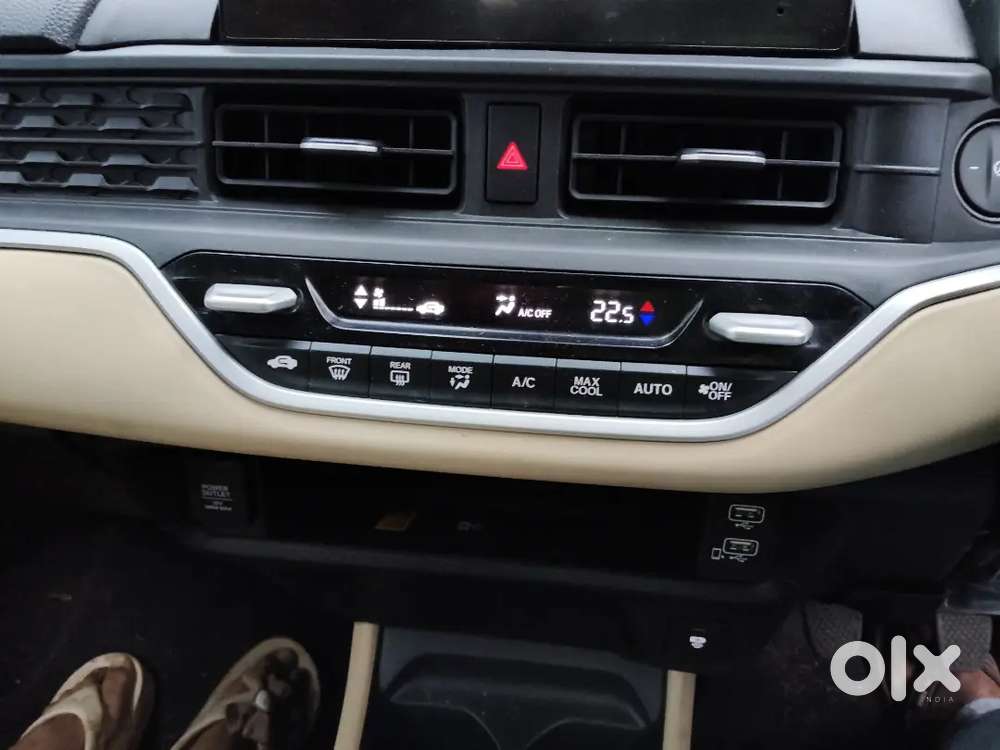 Honda Amaze 2nd Gen 2025 Petrol 9200 Km Driven